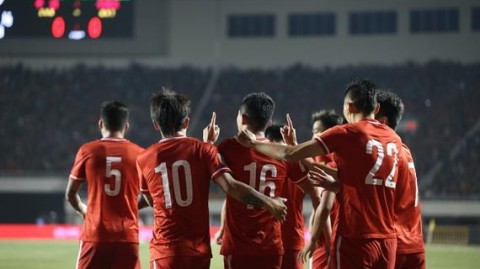 7球溃败创历史最大分差！国足世预赛开门黑，26年不胜纪录续写